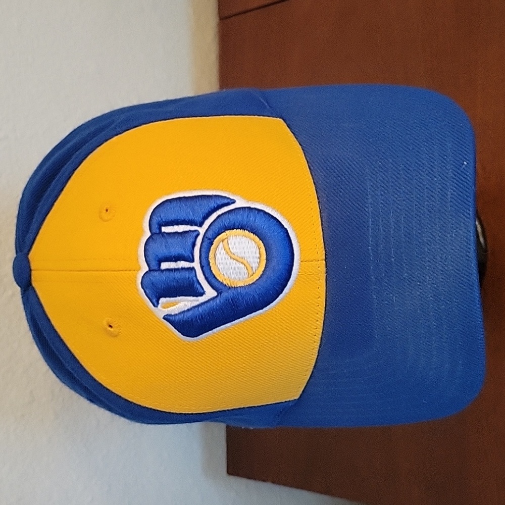 1978 Milwaukee Brewers -  Hat  - 6 7/8 AMERICAN NEEDLE!